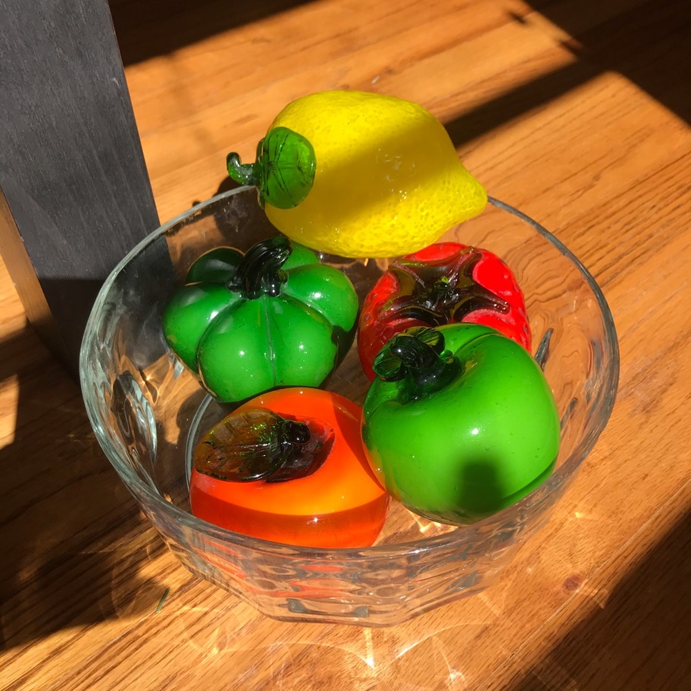 Mystery vintage glass fruit piece